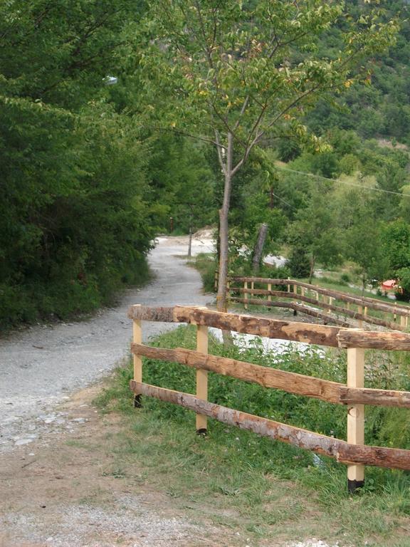 Camping Panoramique Du Verdon Кастеллан Экстерьер фото